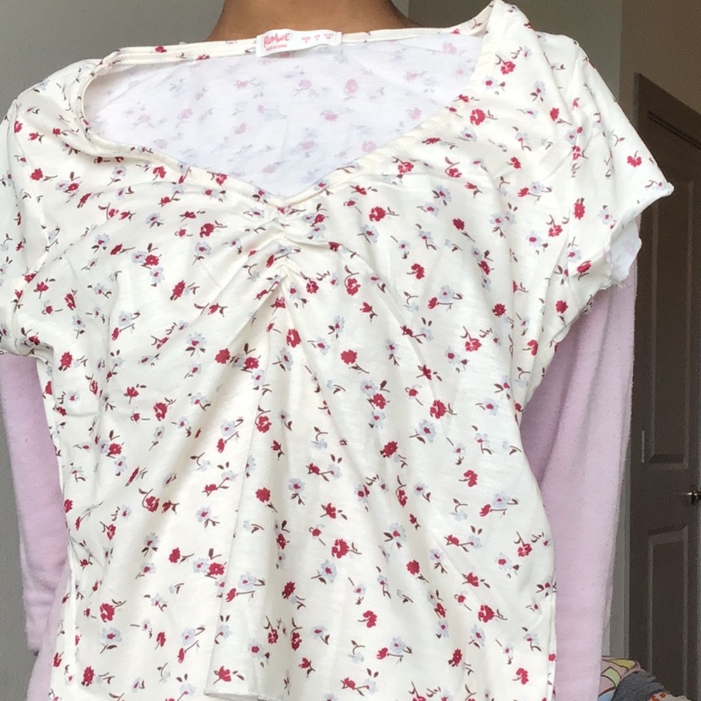 Romwe Top (New) - Cute for the summer